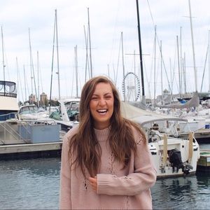 Meet your Posher, Abby